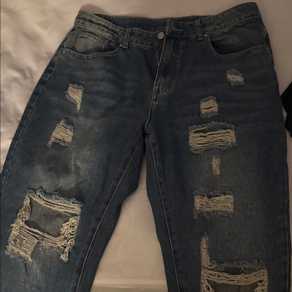 SHEIN Ripped Blue Boyfriend Jeans
